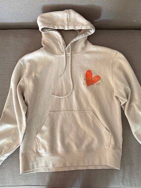 HWLF cream sweatshirt